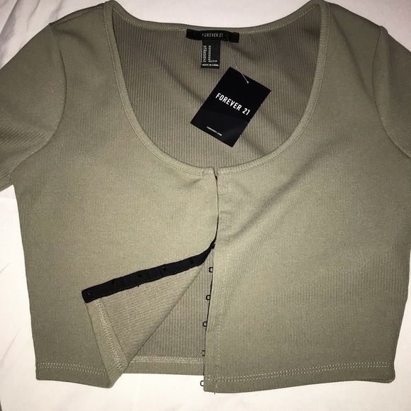 Forever 21 crop top - Picture 2 of 2